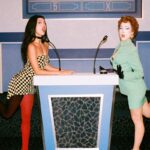 «Expectations»: Olivia Rodrigo και Chappell Roan διαγωνίζονται σε ρετρό τηλεπαιχνίδι – Με παρουσιαστή τον David Byrne