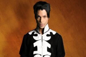 Prince: Το «3121» επιστρέφει με 10 ακυκλοφόρητες ηχογραφήσεις και μια θρυλική συναυλία
