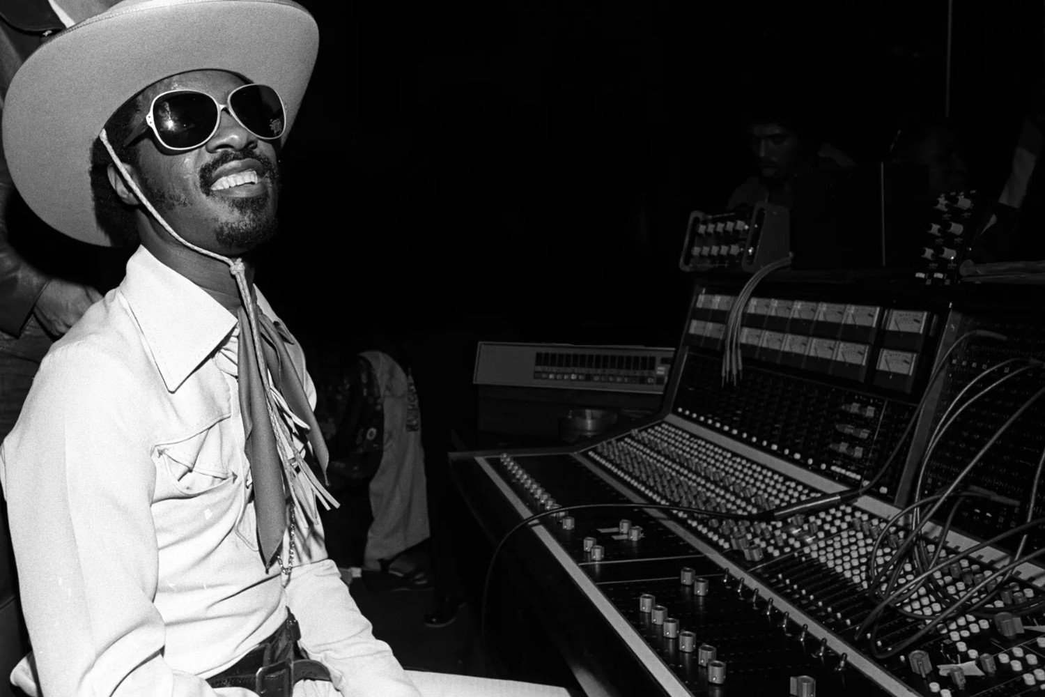 Stevie Wonder: Τέσσερα χαμένα τραγούδια επιστρέφουν από τις νύχτες του «Songs In The Key Of Life»