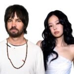 JENNIE – Tame Impala: Πώς μία τυχαία συνάντηση σε ένα μπαρ στη Σεούλ οδήγησε στην παγκόσμια επιτυχία του «Dracula»
