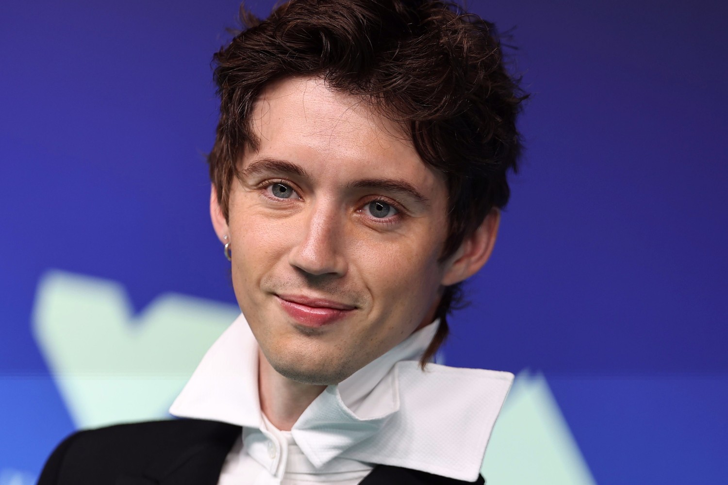 Troye Sivan: «Η Madonna το έκανε εξαιρετικά εύκολο» – Πώς πήρε την άδεια για το sample του «Music» Troye Sivan: «Η Madonna το έκανε εξαιρετικά εύκολο» – Πώς πήρε την άδεια για το sample του «Music»